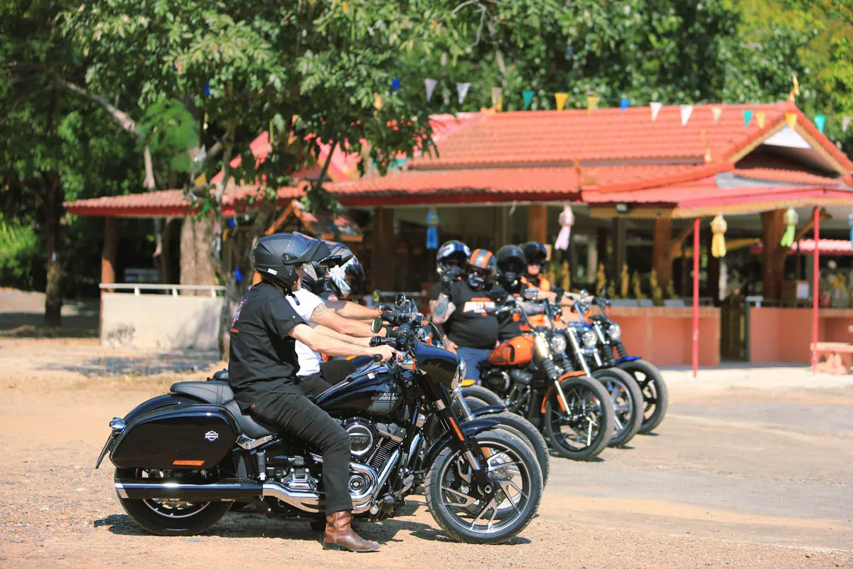 Iconic ThailandSuper Cruiser Tour